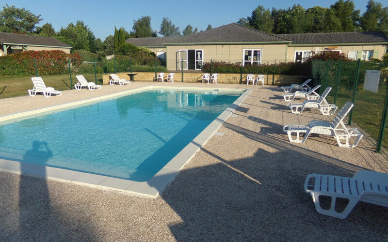 piscine-hameaux-de-miel-07